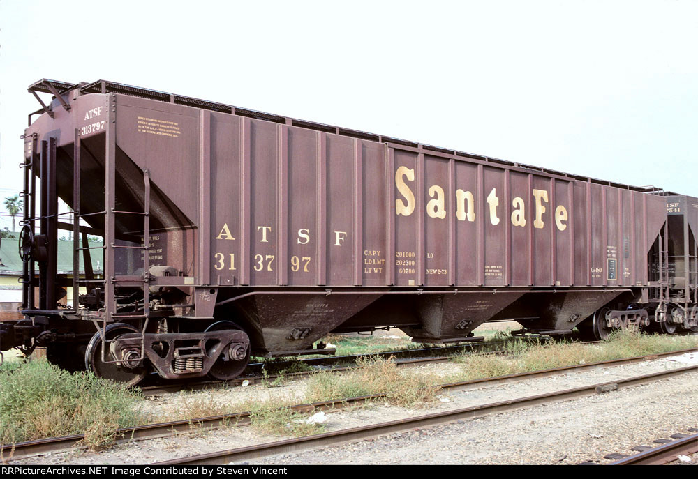 Santa Fe covered hopper ATSF #313797